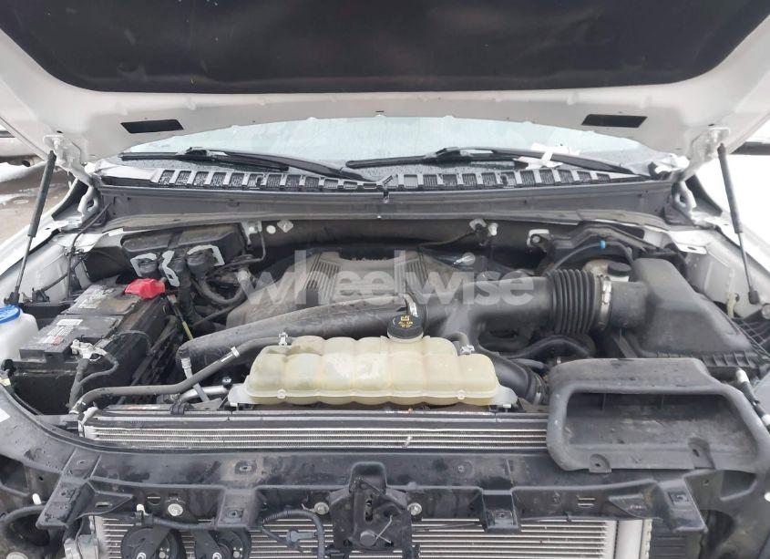 Photo 10 of 2020 Ford Expedition XLT (VIN 1FMJU1JTXLEA83642)