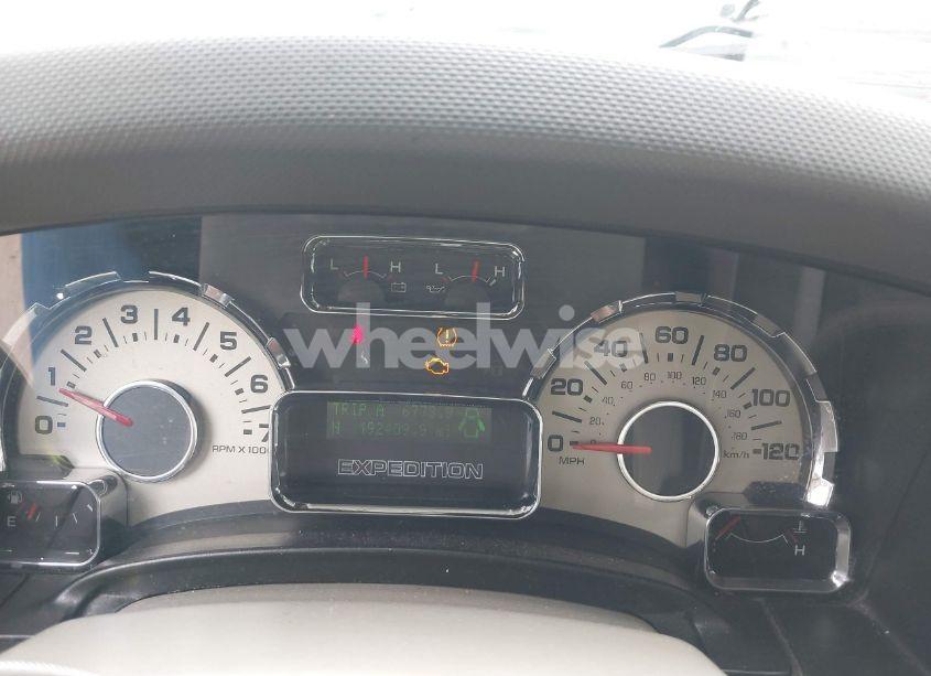 Photo 7 of 2011 Ford Expedition LIMITED (VIN 1FMJU1K50BEF09630)