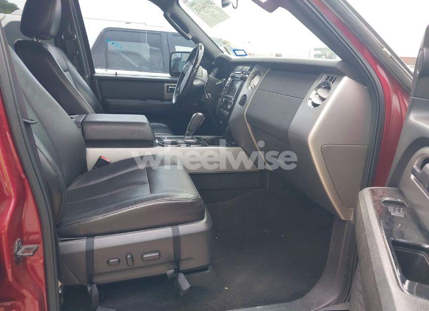 Photo 5 of 2013 Ford Expedition LIMITED (VIN 1FMJU1K50DEF41304)