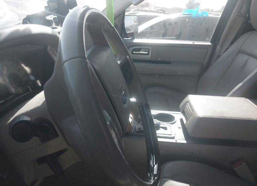 Photo 15 of 2013 Ford Expedition LIMITED (VIN 1FMJU1K50DEF43845)