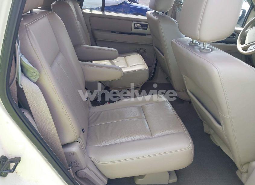 Photo 8 of 2013 Ford Expedition LIMITED (VIN 1FMJU1K50DEF62797)