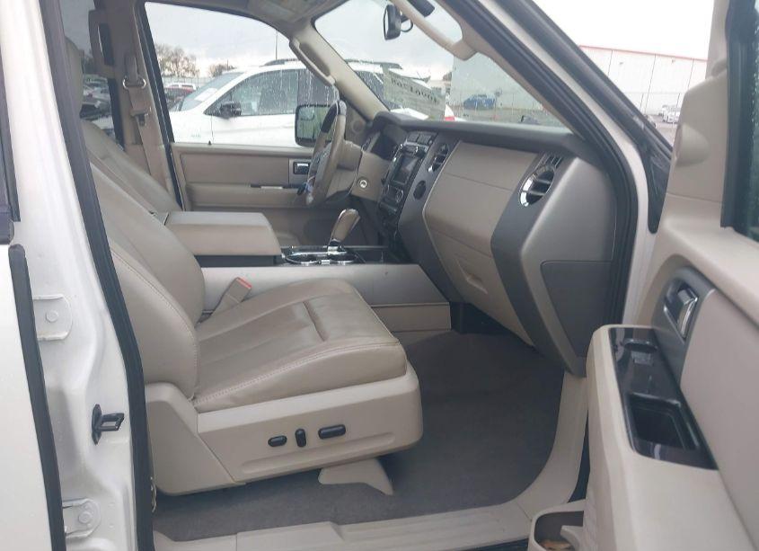 Photo 5 of 2014 Ford Expedition LIMITED (VIN 1FMJU1K50EEF24987)