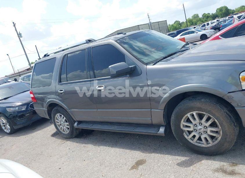 Photo 13 of 2014 Ford Expedition LIMITED (VIN 1FMJU1K50EEF46133)