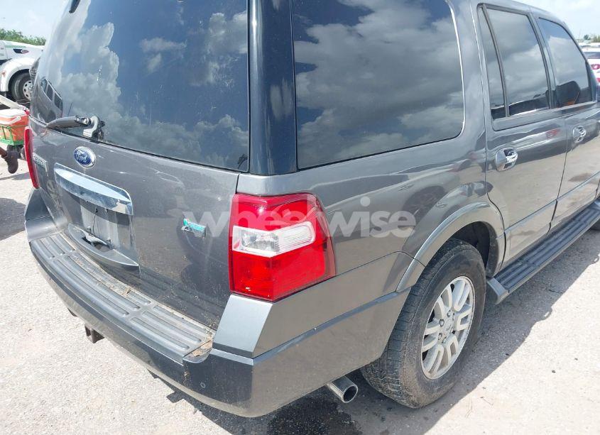 Photo 4 of 2014 Ford Expedition LIMITED (VIN 1FMJU1K50EEF46133)