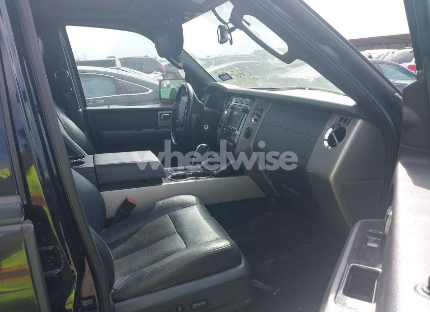 Photo 5 of 2014 Ford Expedition LIMITED (VIN 1FMJU1K50EEF53020)