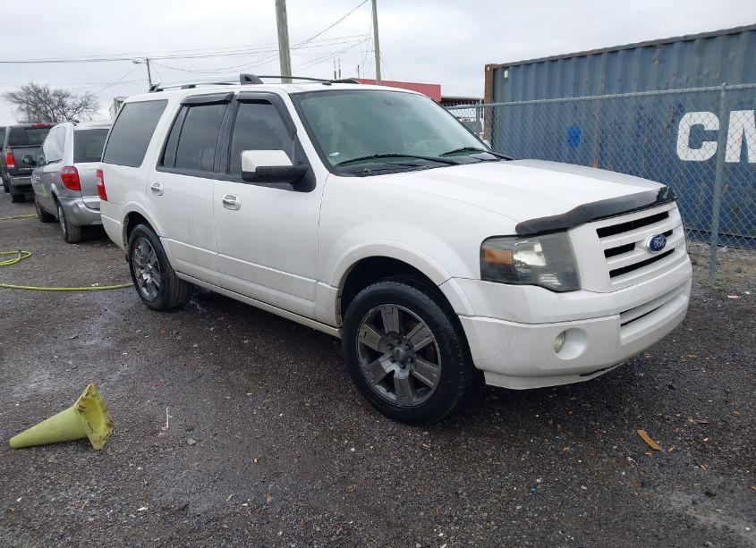 2010 Ford Expedition LIMITED (VIN 1FMJU1K51AEB07811) main photo