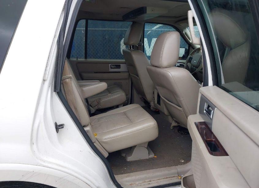Photo 8 of 2010 Ford Expedition LIMITED (VIN 1FMJU1K51AEB07811)