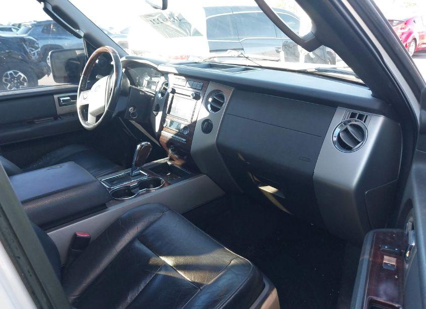 Photo 5 of 2010 Ford Expedition LIMITED (VIN 1FMJU1K51AEB72495)