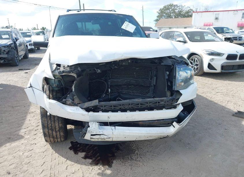 Photo 6 of 2011 Ford Expedition LIMITED (VIN 1FMJU1K51BEF11872)