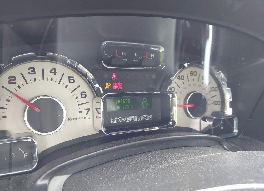 Photo 7 of 2011 Ford Expedition LIMITED (VIN 1FMJU1K51BEF11872)