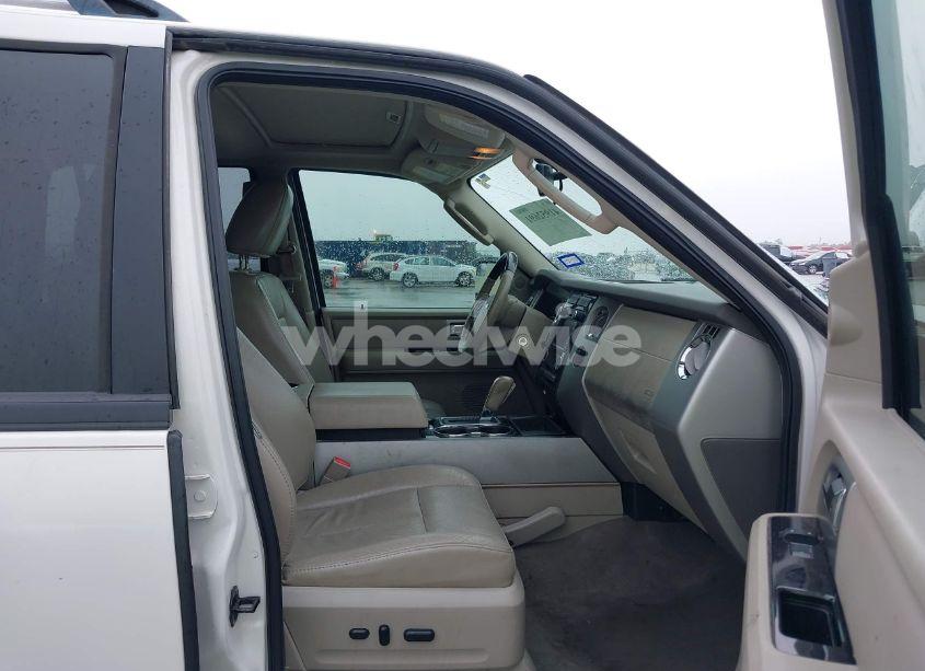 Photo 5 of 2012 Ford Expedition LIMITED (VIN 1FMJU1K51CEF12554)