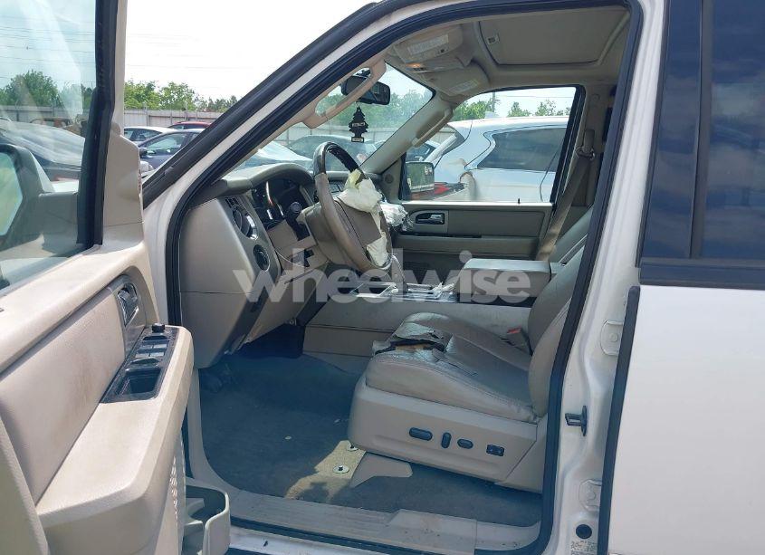 Photo 5 of 2012 Ford Expedition LIMITED (VIN 1FMJU1K52CEF29279)