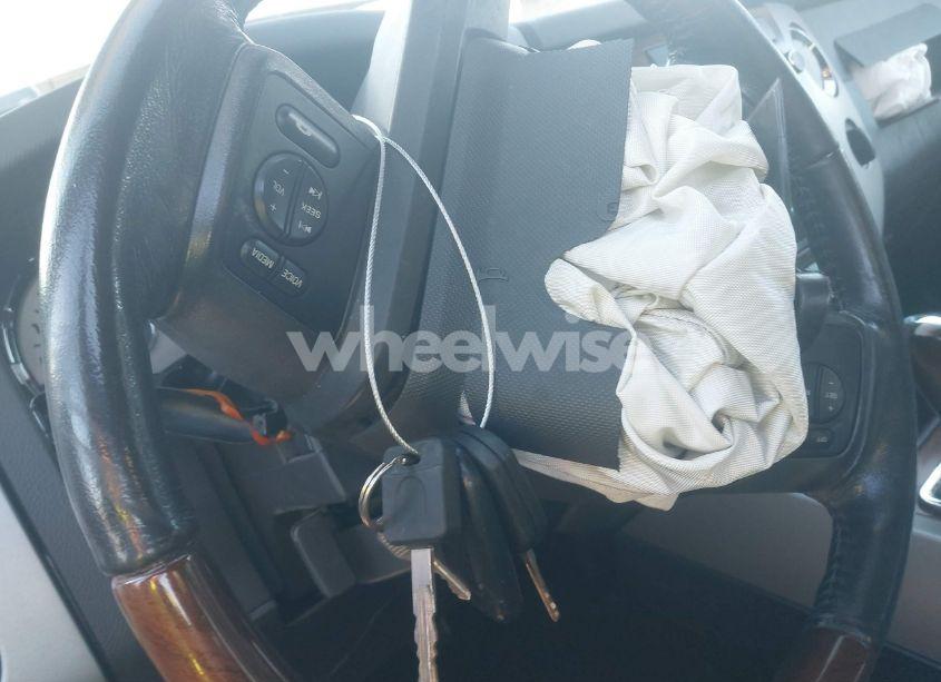 Photo 11 of 2010 Ford Expedition LIMITED (VIN 1FMJU1K53AEB21368)