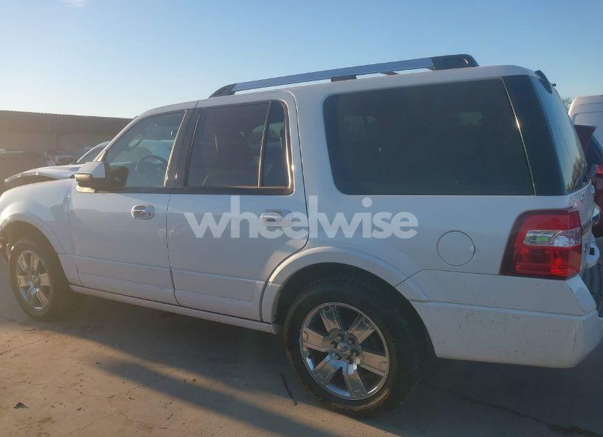 Photo 14 of 2010 Ford Expedition LIMITED (VIN 1FMJU1K53AEB21368)