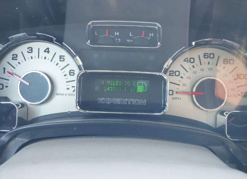 Photo 7 of 2010 Ford Expedition LIMITED (VIN 1FMJU1K53AEB47677)