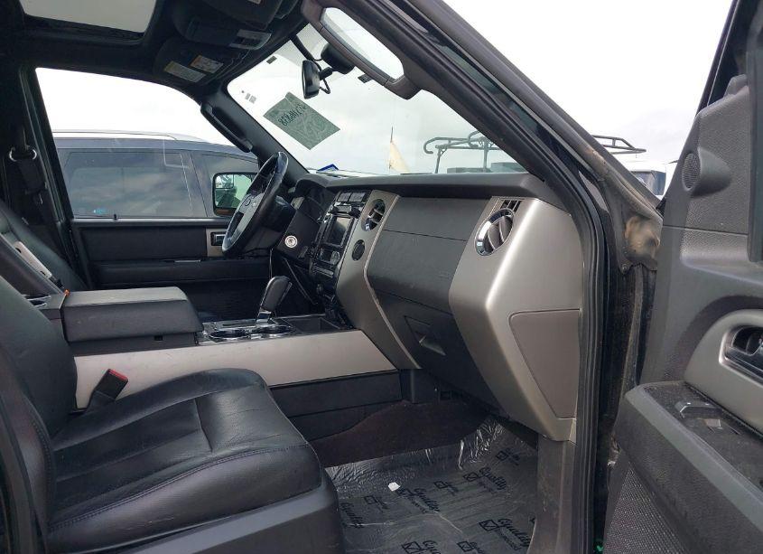 Photo 5 of 2014 Ford Expedition LIMITED (VIN 1FMJU1K53EEF65372)