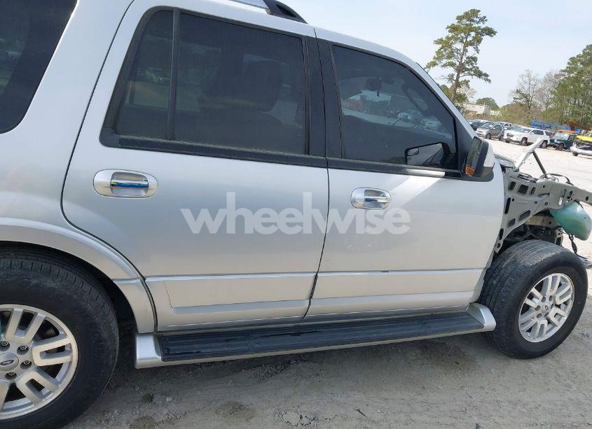 Photo 13 of 2013 Ford Expedition LIMITED (VIN 1FMJU1K54DEF09097)