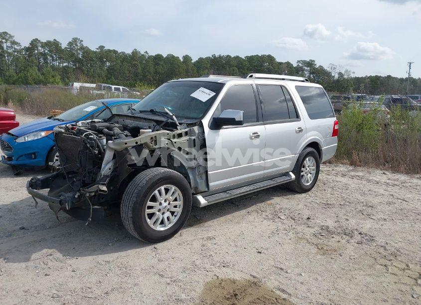 Photo 2 of 2013 Ford Expedition LIMITED (VIN 1FMJU1K54DEF09097)