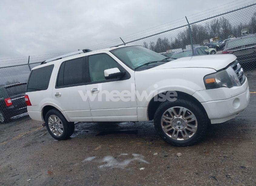 Photo 13 of 2014 Ford Expedition LIMITED (VIN 1FMJU1K54EEF35913)