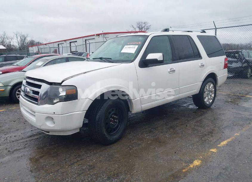 Photo 2 of 2014 Ford Expedition LIMITED (VIN 1FMJU1K54EEF35913)