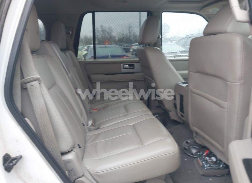 Photo 8 of 2014 Ford Expedition LIMITED (VIN 1FMJU1K54EEF35913)
