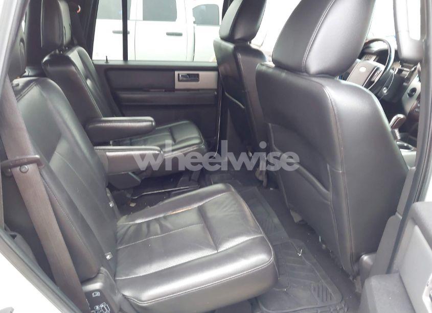 Photo 8 of 2010 Ford Expedition LIMITED (VIN 1FMJU1K55AEA48455)