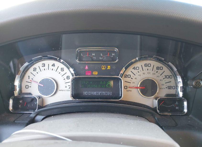 Photo 7 of 2010 Ford Expedition LIMITED (VIN 1FMJU1K56AEA06604)