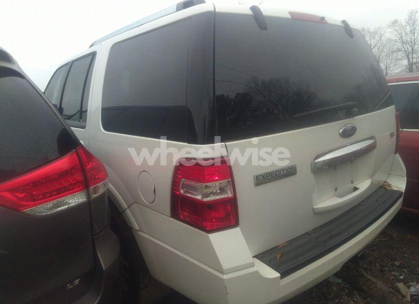 Photo 2 of 2010 Ford Expedition LIMITED (VIN 1FMJU1K56AEA20518)