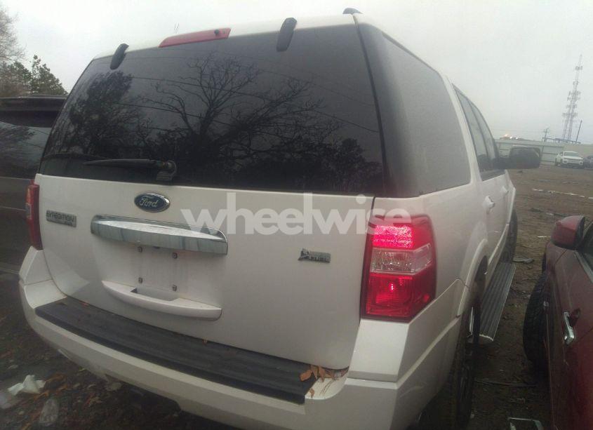 Photo 3 of 2010 Ford Expedition LIMITED (VIN 1FMJU1K56AEA20518)