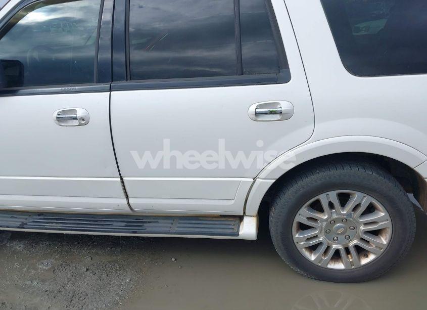 Photo 14 of 2011 Ford Expedition LIMITED (VIN 1FMJU1K56BEF19871)