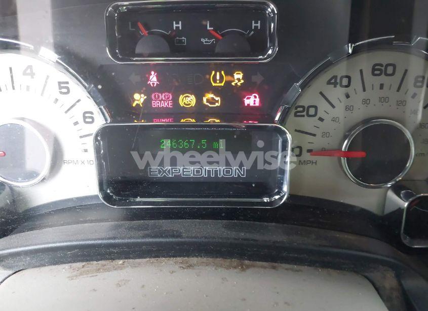 Photo 15 of 2011 Ford Expedition LIMITED (VIN 1FMJU1K56BEF19871)