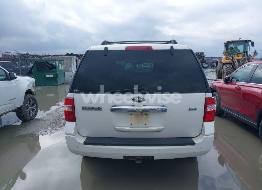 Photo 16 of 2011 Ford Expedition LIMITED (VIN 1FMJU1K56BEF19871)