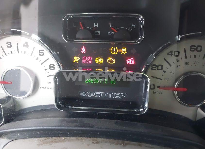 Photo 7 of 2011 Ford Expedition LIMITED (VIN 1FMJU1K56BEF19871)