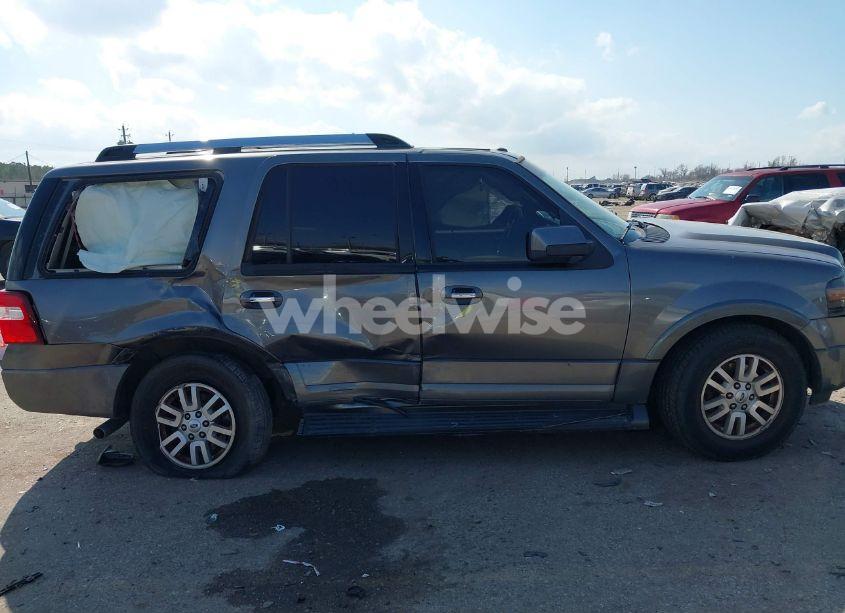 Photo 13 of 2013 Ford Expedition LIMITED (VIN 1FMJU1K57DEF38450)