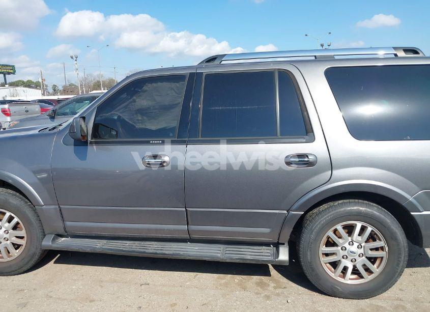 Photo 14 of 2013 Ford Expedition LIMITED (VIN 1FMJU1K57DEF38450)