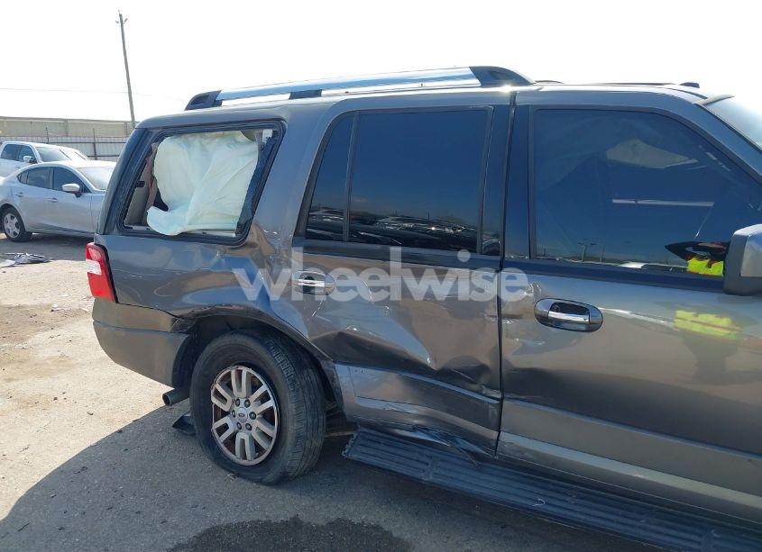 Photo 6 of 2013 Ford Expedition LIMITED (VIN 1FMJU1K57DEF38450)