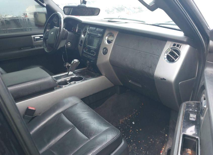 Photo 5 of 2013 Ford Expedition LIMITED (VIN 1FMJU1K57DEF58309)