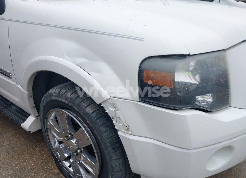 Photo 6 of 2010 Ford Expedition LIMITED (VIN 1FMJU1K58AEB63146)