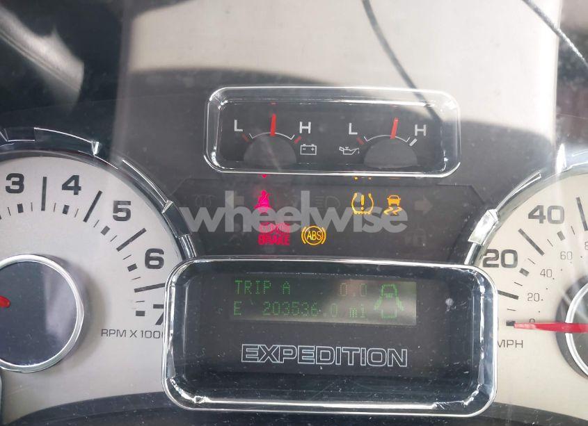 Photo 7 of 2010 Ford Expedition LIMITED (VIN 1FMJU1K58AEB63146)