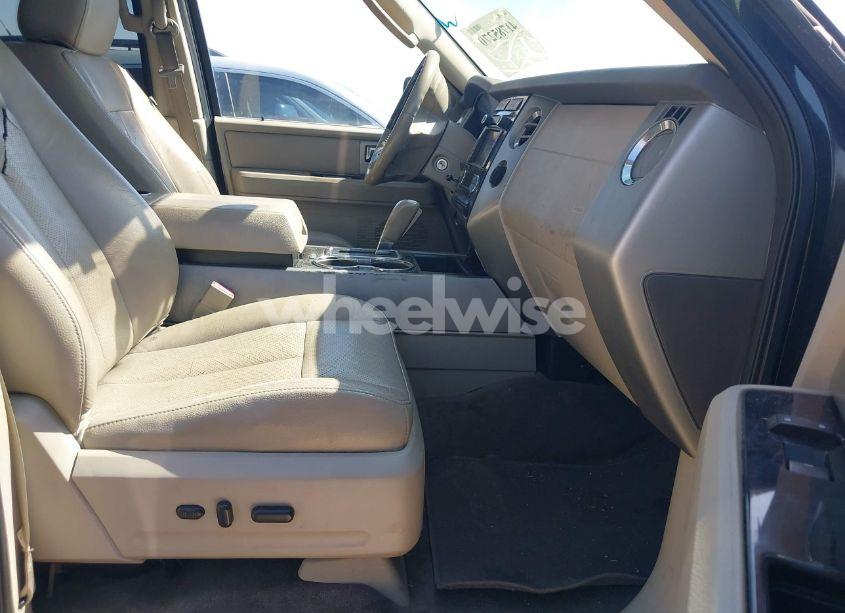 Photo 5 of 2011 Ford Expedition LIMITED (VIN 1FMJU1K58BEF14865)