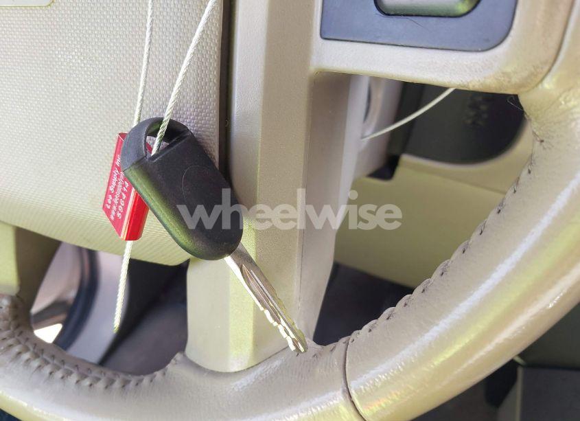 Photo 11 of 2012 Ford Expedition LIMITED (VIN 1FMJU1K58CEF00465)