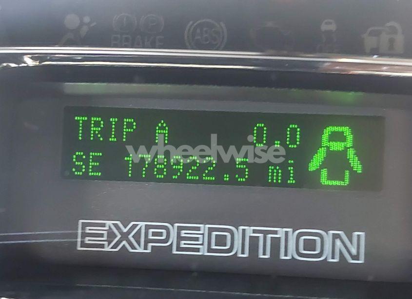 Photo 7 of 2012 Ford Expedition LIMITED (VIN 1FMJU1K58CEF00465)