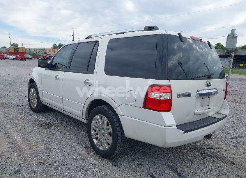 Photo 3 of 2013 Ford Expedition LIMITED (VIN 1FMJU1K58DEF15064)