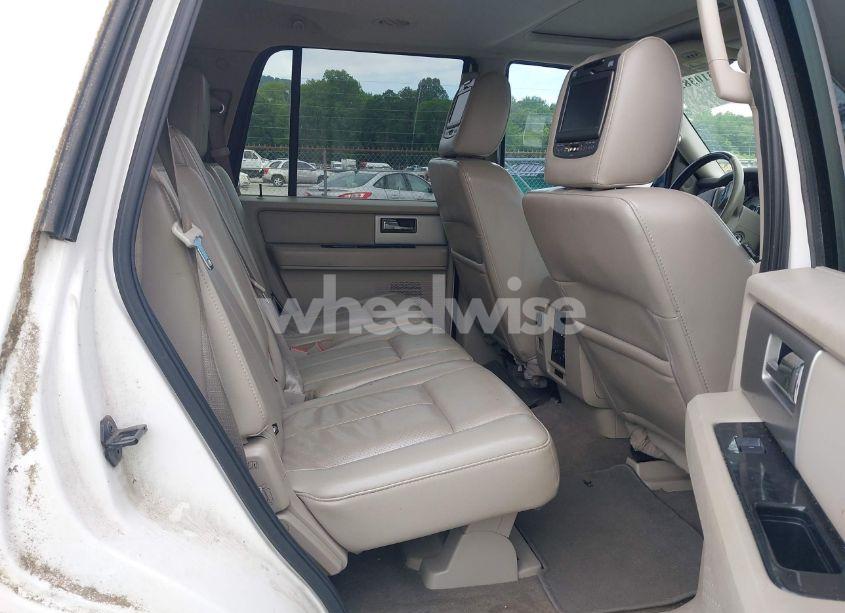 Photo 8 of 2013 Ford Expedition LIMITED (VIN 1FMJU1K58DEF15064)