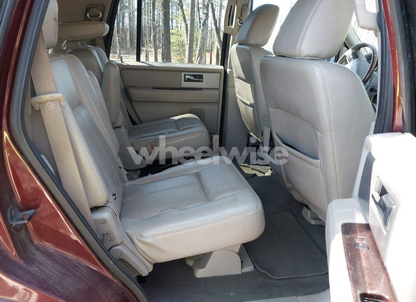 Photo 8 of 2010 Ford Expedition LIMITED (VIN 1FMJU1K59AEA25146)