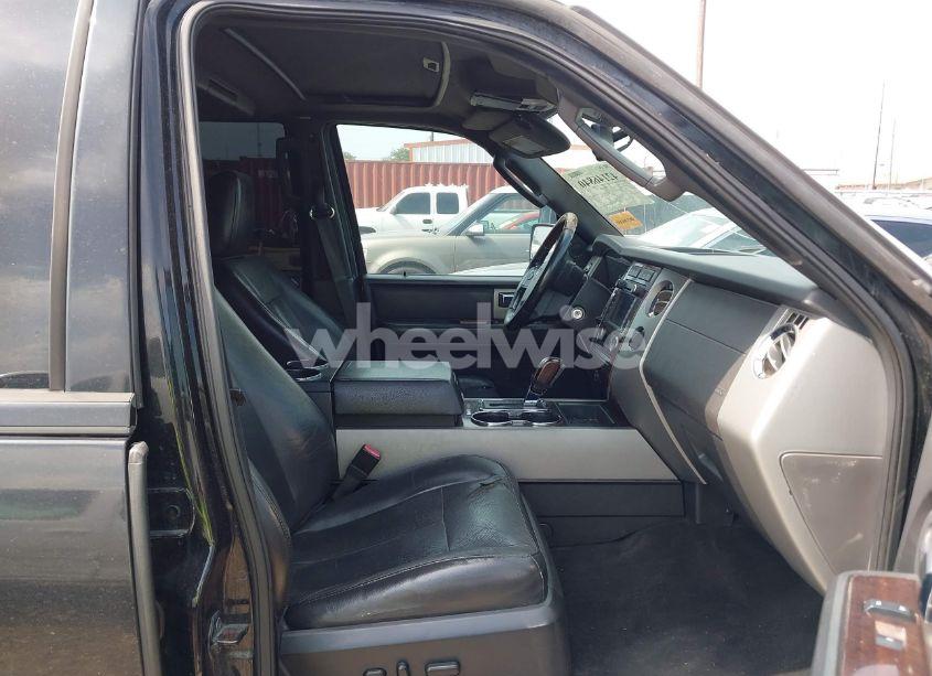 Photo 5 of 2010 Ford Expedition LIMITED (VIN 1FMJU1K59AEB62362)