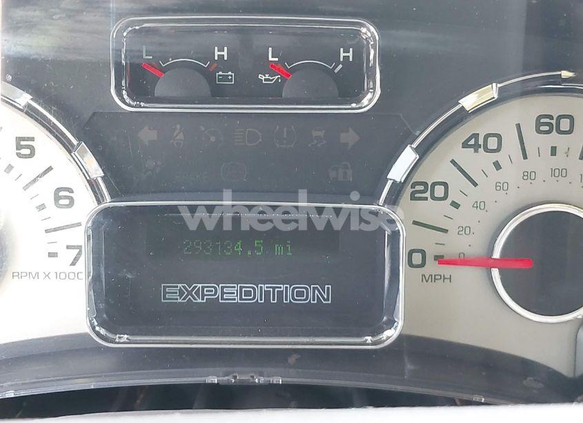 Photo 7 of 2010 Ford Expedition LIMITED (VIN 1FMJU1K5XAEA58768)