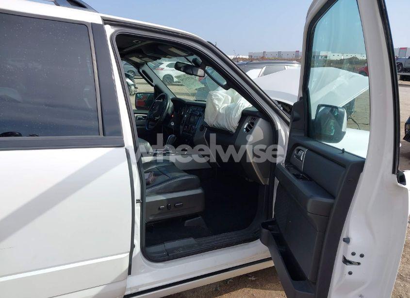 Photo 5 of 2012 Ford Expedition LIMITED (VIN 1FMJU1K5XCEF12567)