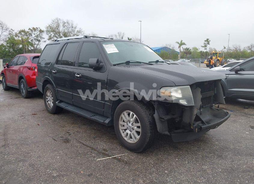 2013 Ford Expedition LIMITED (VIN 1FMJU1K5XDEF08391) main photo