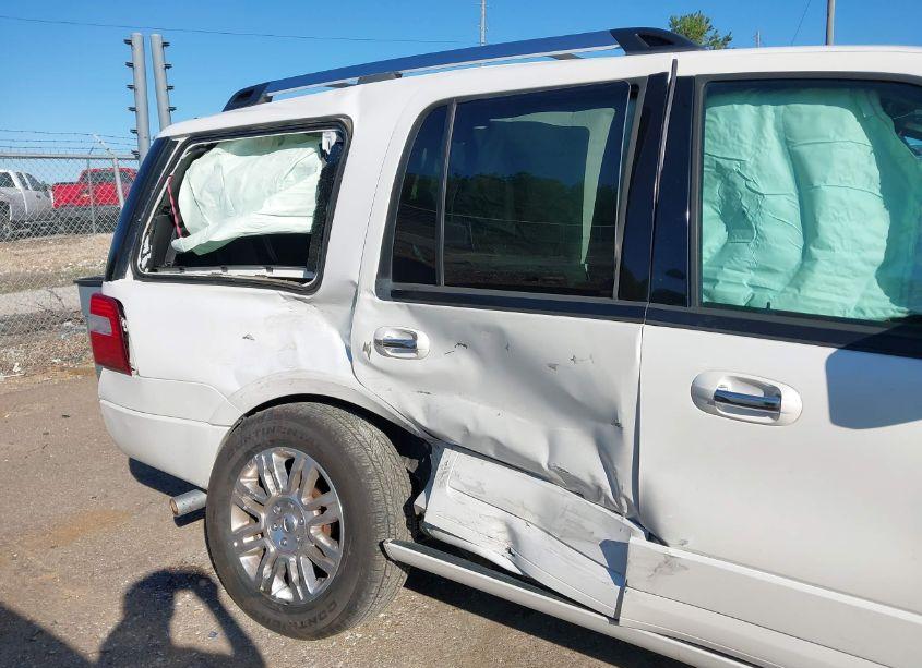 Photo 6 of 2014 Ford Expedition LIMITED (VIN 1FMJU1K5XEEF62551)